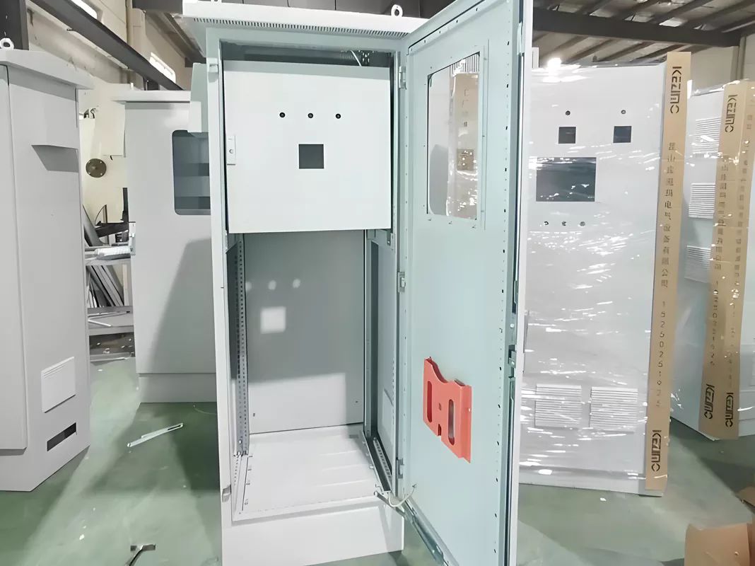 কিভাবে একটি নেটওয়ার্ক ক্যাবিনেট আপনার আইটি পরিকাঠামো উন্নত করে?