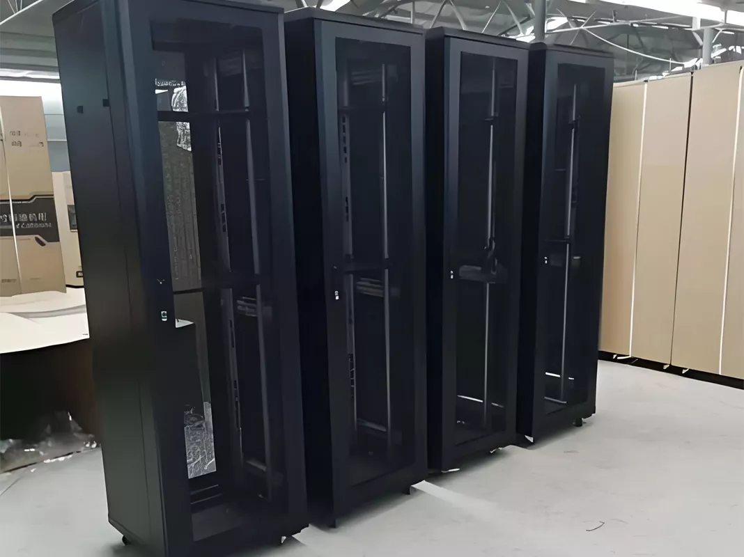 কম্পিউটার রুম নেটওয়ার্ক ক্যাবিনেট